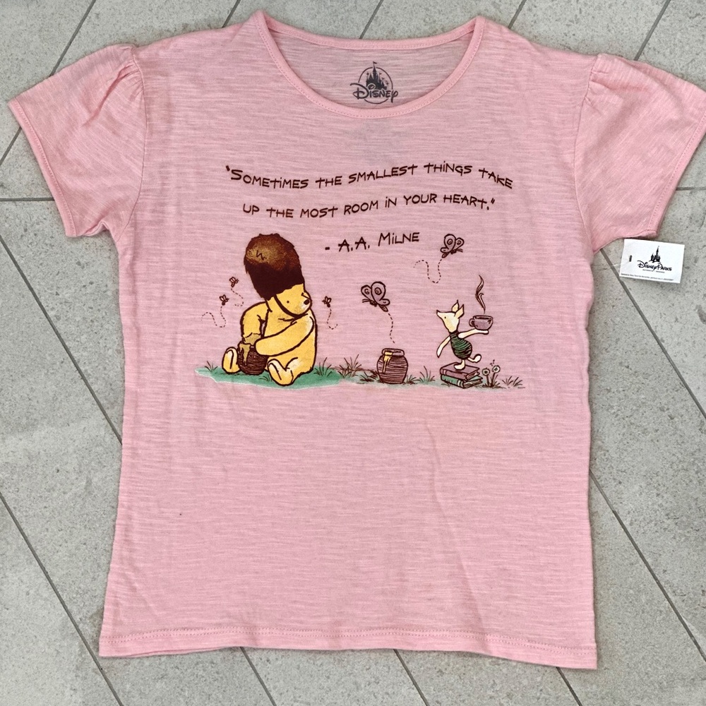 Disney Pooh Pink Short Sleeve Tee with Cartoon Graphic